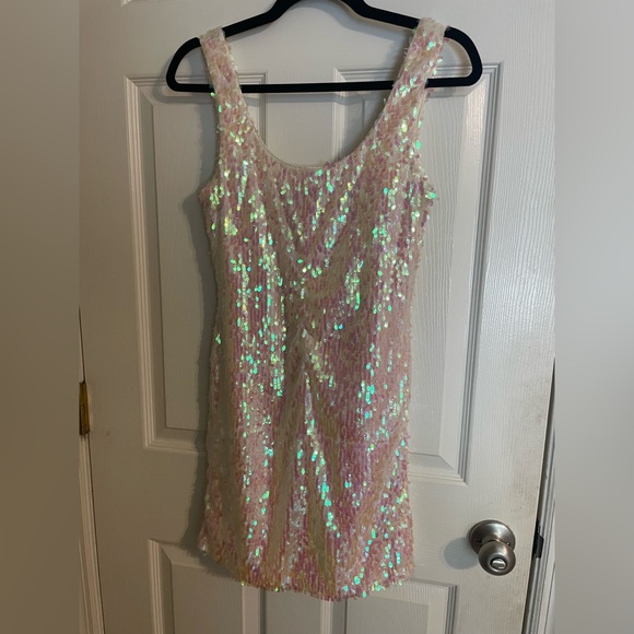 Dresses & Skirts - Women Sequin strappy dress